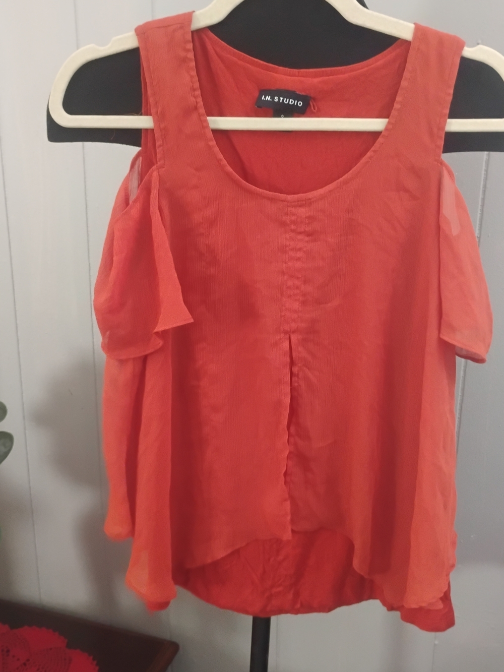 I.N. Studio Coral Cold-Shoulder Tank Top